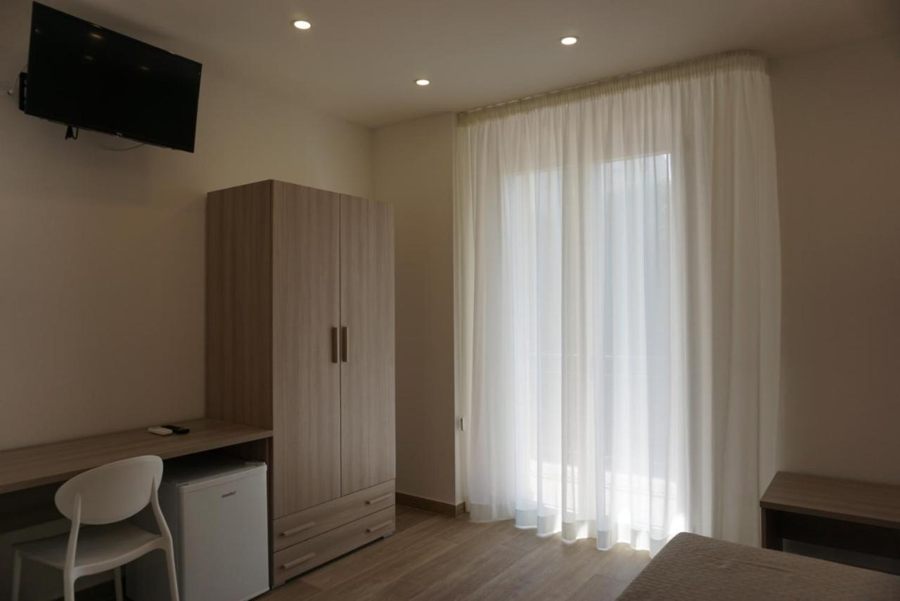Azzisa Holidays Suite Palermo Exterior photo